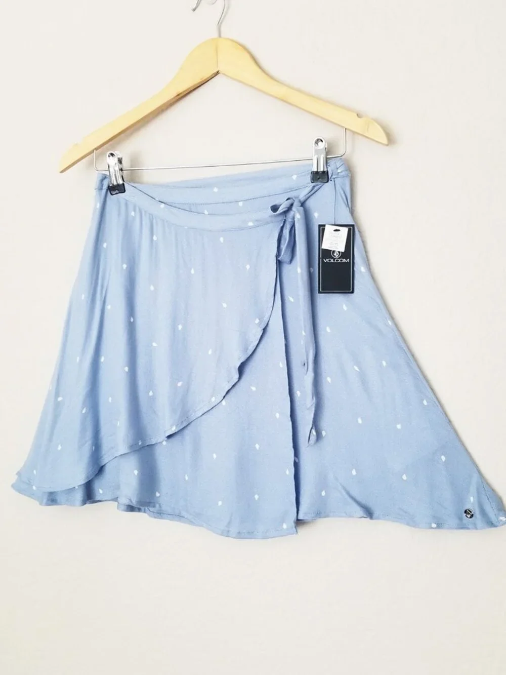 NEW Volcom Light Blue April March Mini Wrap Skirt M Logo Dots Beach Coverup $45